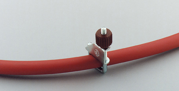 Pince clamp pour tuyaux de labo - Pinces - Flaconnage plastique